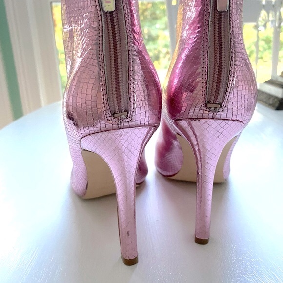 Nine West Danie metallic pink back zip booties size 8.5 - Picture 11 of 16